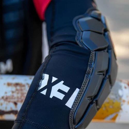 G-Form, Protège coude PRO-X3 XL