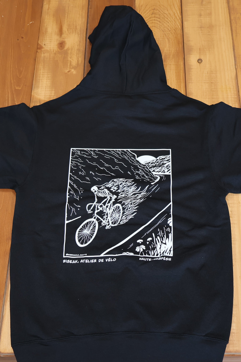 Hoodie, Biseak FUEGOO!